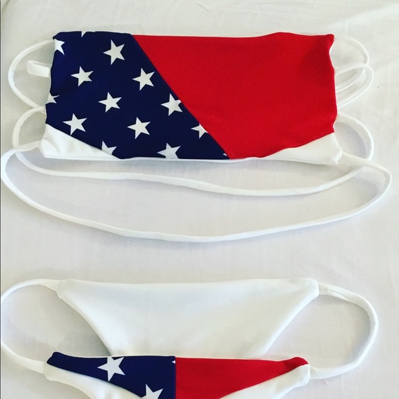 Bikini - Picture 1 of 1